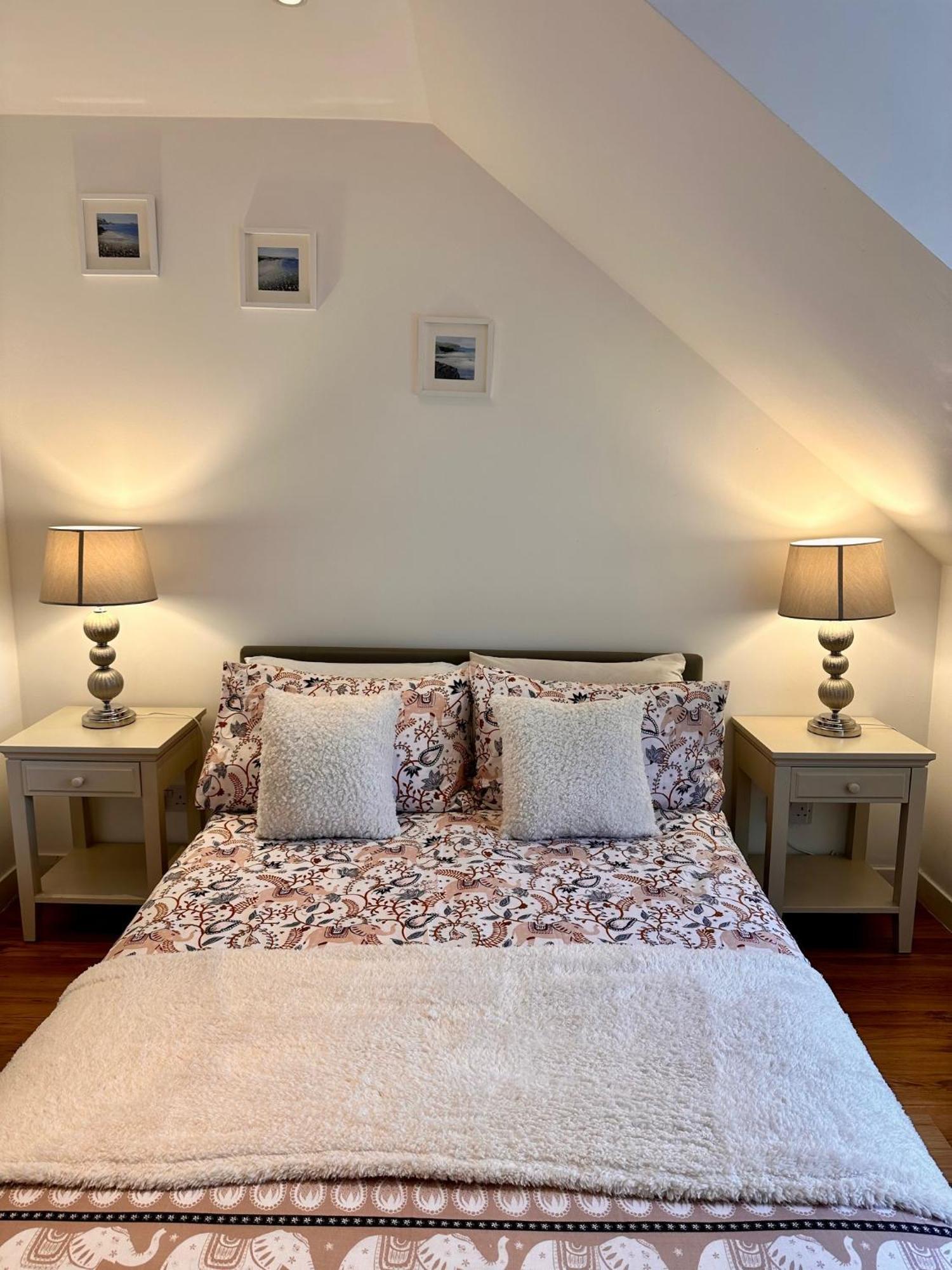 3-Bedroom Flat In The City Centre Next To The River Ness Inverness Exterior foto